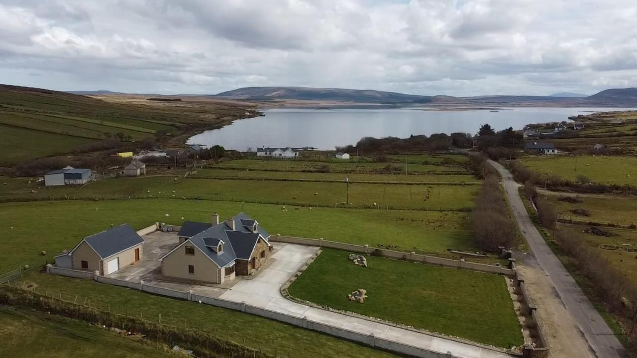 בלמאלט Beautiful Home On Lake Carrowmore מראה חיצוני תמונה