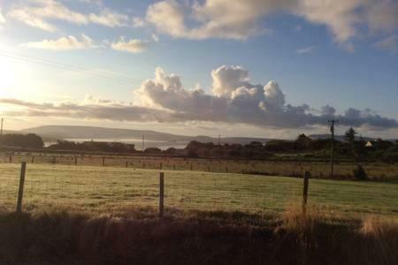 בלמאלט Beautiful Home On Lake Carrowmore מראה חיצוני תמונה
